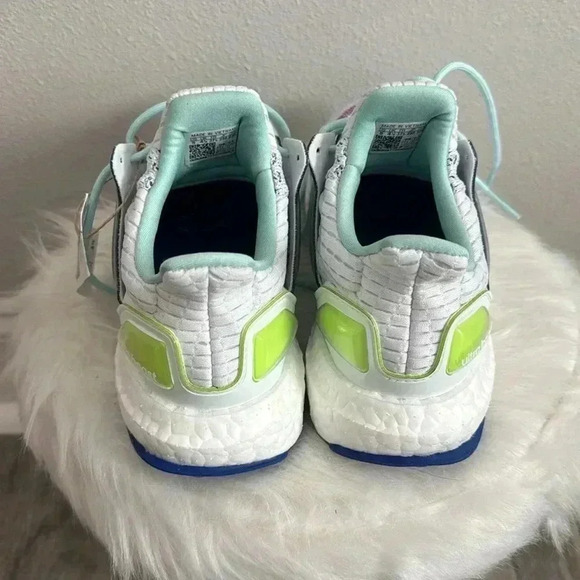 Adidas Women’s ULTRABOOST 1.0 Running SHOES - Picture 5 of 9